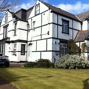 4* Guest house The Old Coach House